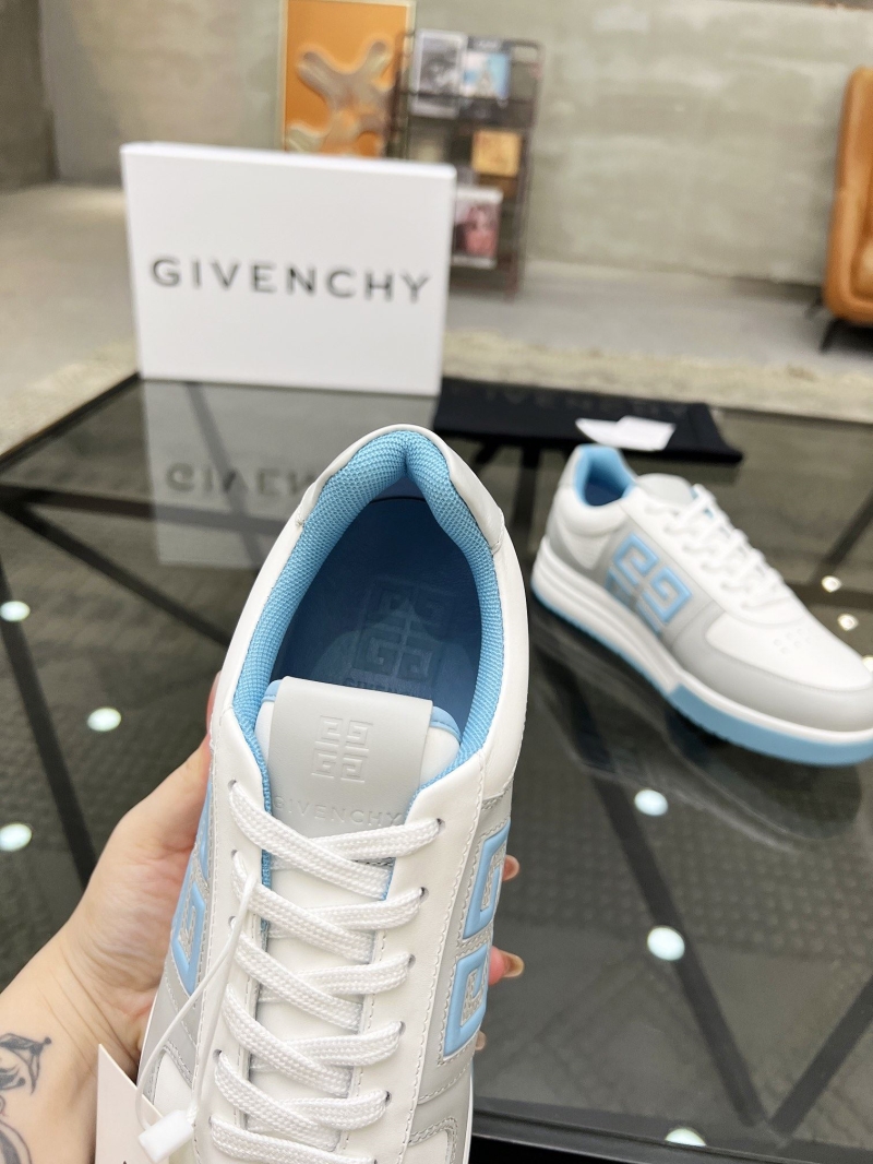 Givenchy Sneakers